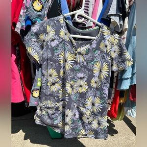 Womens Scrub Top - Gray and Yellow Floral